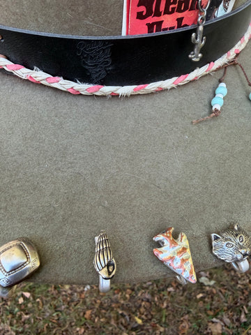 Dove Ribbed Shell Brim Slide